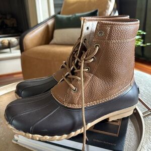 Size 11 Waterproof Duck Boots
